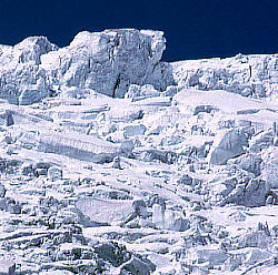 wild zerbrochenes Gletschereis